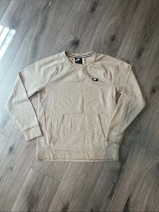 Nike Other - Nike Men’s Crewneck Sweatshirt in Light Beige